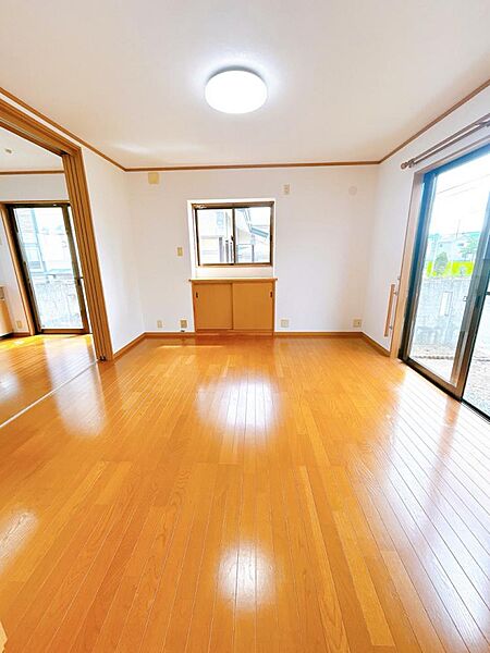 detached 山形県米沢市中田町858-19
地図を見る