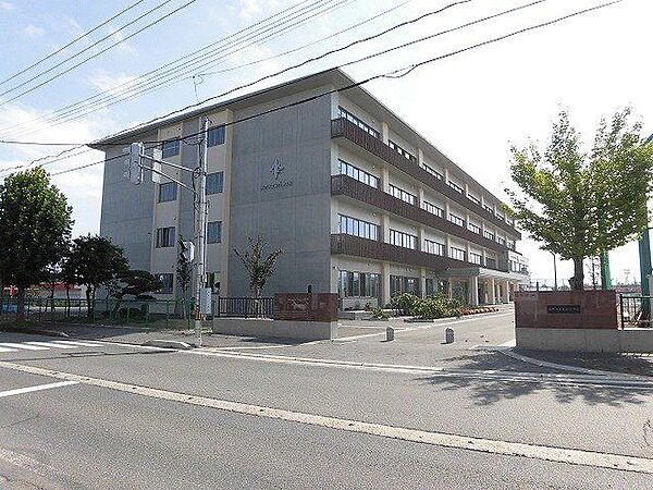 北成中学校まで約2000ｍ（徒歩25分）