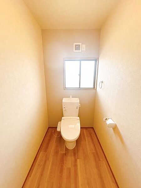 【リフォーム済／トイレ】トイレは新品に交換しました。直接肌に触れるトイレは新品が嬉しいですよね。