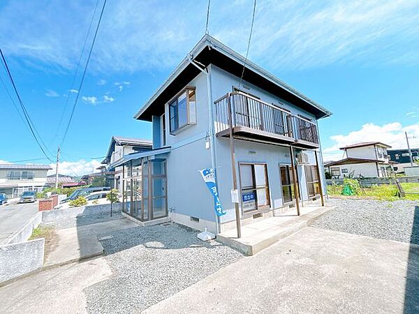 【リフォーム済／外観】南面の外観です。ベランダは強度点検を行いクリーニングをしてます。南向きで物干し場に良いですね。