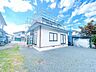 外観：【リフォーム中／外観】外壁屋根塗装します。木部は黒に塗装を行う予定です。