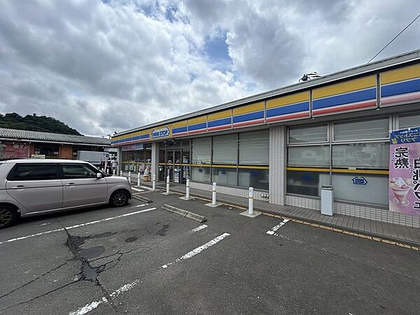 ミニストップ仙台南インター店様まで徒歩24分、車で5分です。ちょっとしたお買い物に便利です。 1850m