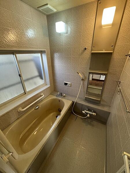 detached 福島県南相馬市原町区南町3丁目88-2
地図を見る
