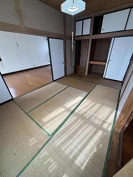 detached 福島県南相馬市原町区南町3丁目88-2
地図を見る