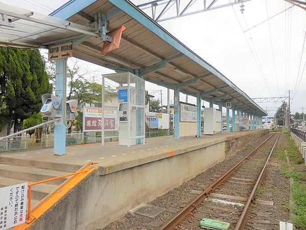 福島交通飯坂線笹谷駅まで約1100ｍです。