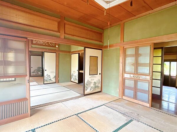 detached 福島県西白河郡泉崎村大字関和久字八雲神社6-10
地図を見る
