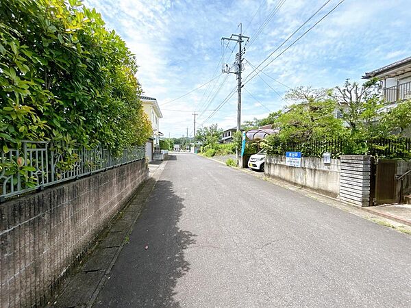 detached 福島県西白河郡泉崎村大字関和久字八雲神社6-10
地図を見る