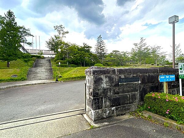 detached 福島県西白河郡泉崎村大字関和久字八雲神社6-10
地図を見る