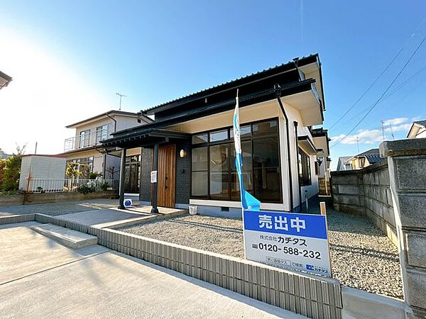 価格には消費税、リフォーム費用を含みます。自社物件につき随時ご案内可能。内覧希望の方はお電話ください。