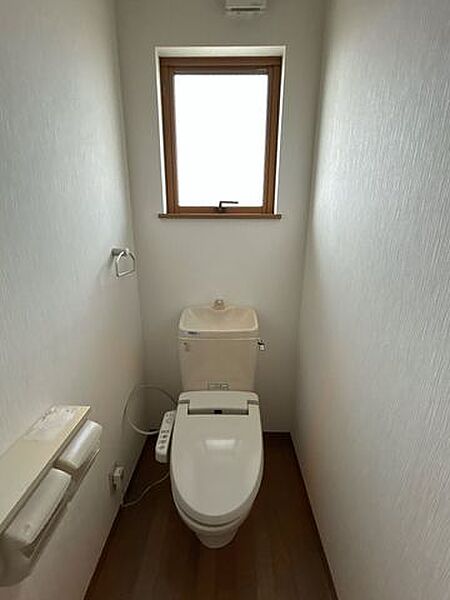 トイレを拡大表示