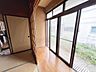 室内：【リフォーム中/洋室】2天井・壁クロス張替え。子供部屋としてもお使いいただけそうですね。