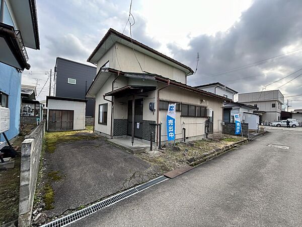 detached 福島県会津若松市門田町大字御山字村中306-13
地図を見る