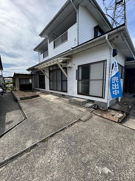 detached 福島県会津若松市幕内東町10-8
地図を見る