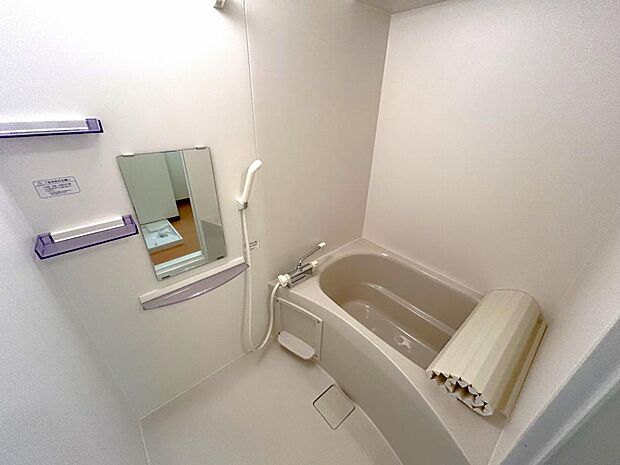 浴室です。前所有者が2018年に新品交換しました。