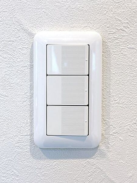 【設備】スイッチパネルは新品に交換しました。
