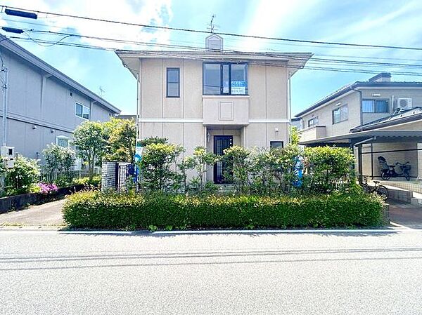 別角度の外観です。