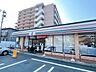 周辺：セブンイレブン　新潟上大川前4番町店 【周辺施設】セブンイレブン新潟上大川前通4番町店様まで約650ｍ（徒歩約3分）です。コンビニは今の時代日常生活に欠かせない存在となっていますが、徒歩3分以内の距…