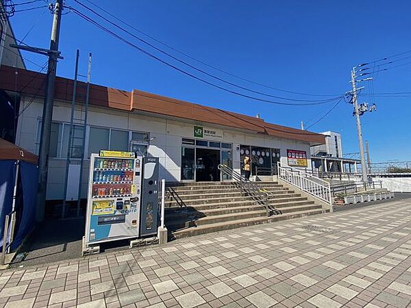 東新潟駅まで約2500ｍ(車で約7分)です。