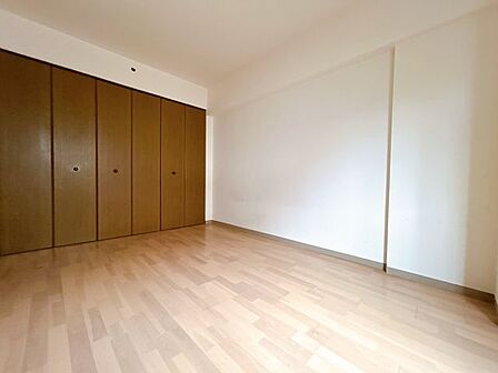 洋室約6.8帖別角度