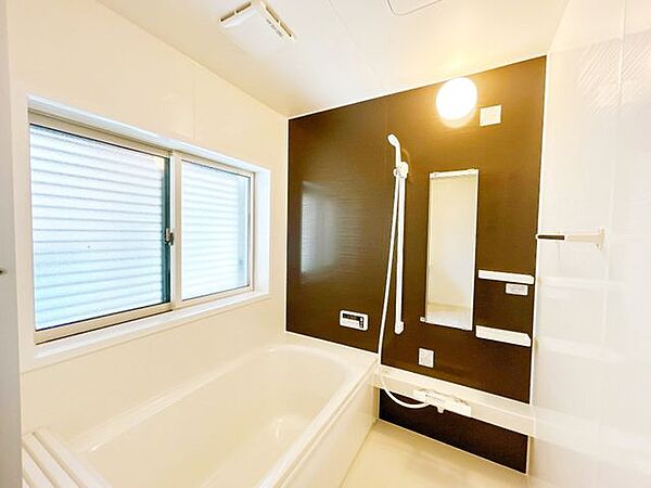 【リフォーム済】ユニットバスは新品に交換いたしました。新しい水回りで気持ちよく新生活を始められます。