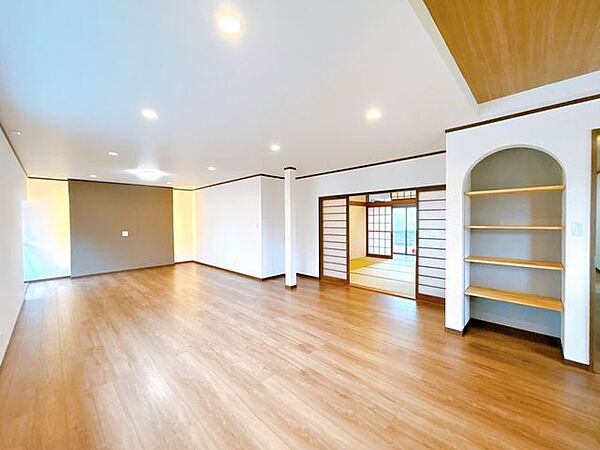 【リフォーム済】和室からLDKのリビングとして間取り変更を行いました。