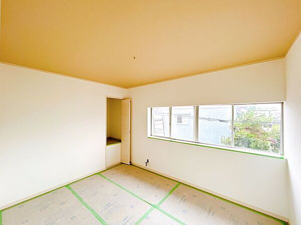 【リフォーム中】2階洋室に間取り変更いたします。フローリング重ね張り、壁天井はクロス張替えします。