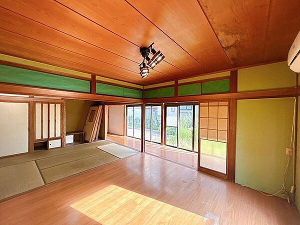 室内