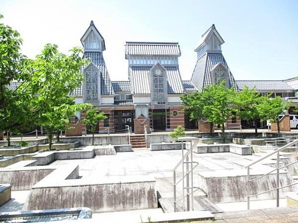 高田駅(えちごトキめき鉄道 妙高はねうまライン) 高田駅まで約1.6Km（徒歩22分）です。 1810m