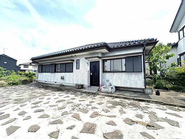 detached 栃木県さくら市葛城2174-1
地図を見る