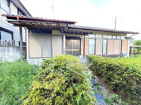 【現況販売】外観の別角度写真です。