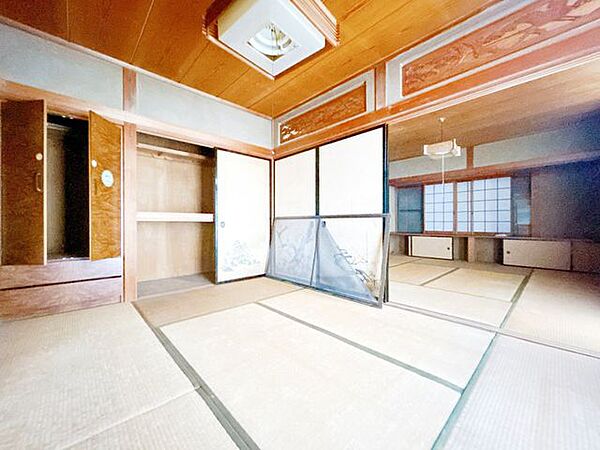【現況販売】南西側和室写真です。