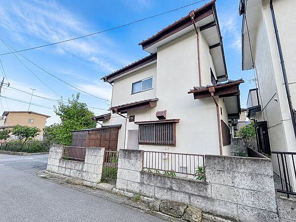 【9/4まで現況販売】「価格を抑えたい」も「自分好みにしたい」も両立できる、期間限定現況販売＋必要な箇所だけ追加リフォームが可能です。無駄を省きながら理想の住まいづくりを実現しましょう。