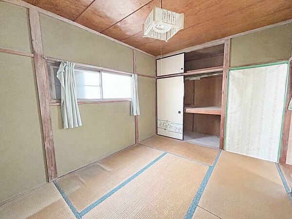 【9/4まで現況販売】「価格を抑えたい」も「自分好みにしたい」も両立できる、期間限定現況販売＋必要な箇所だけ追加リフォームが可能です。無駄を省きながら理想の住まいづくりを実現しましょう。