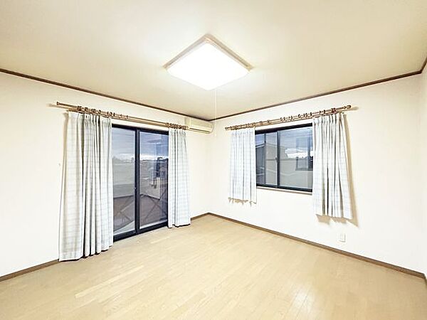 【10/12まで期間限定現況販売】【残置物撤去予定】追加のリフォームをご希望の場合は、弊社までお問合せください。
