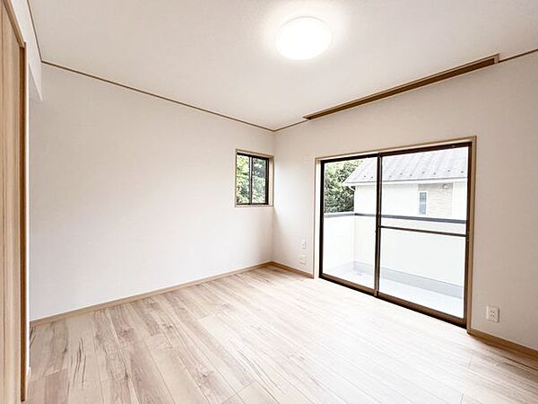 【リフォーム中7/4撮影】価格には消費税、リフォーム費用を含みます。リフォーム中でもご案内可能。内覧希望の方はお電話ください。
