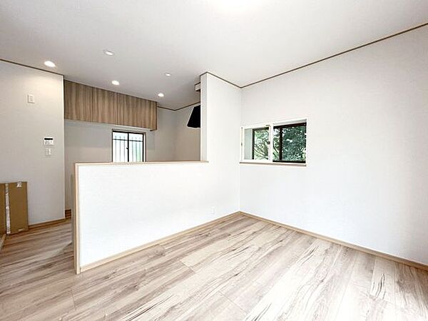 【リフォーム中7/4撮影】価格には消費税、リフォーム費用を含みます。リフォーム中でもご案内可能。内覧希望の方はお電話ください。