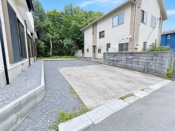 【リフォーム中7/4撮影】価格には消費税、リフォーム費用を含みます。リフォーム中でもご案内可能。内覧希望の方はお電話ください。