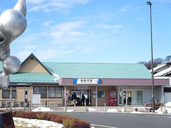 新鹿沼駅(東武 日光線) 新鹿沼駅まで徒歩約37分。 2900m