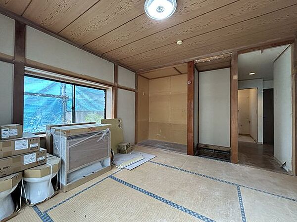 和室の別アングル写真です。