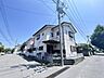 外観：【リフォーム中写真9/18撮影】随時ご案内可能ですので、内覧希望の方はお電話ください。閑静な住宅街にあるこちらの住宅は外壁屋根を塗装するので、明るく引き締まった外観に仕上がりますよ。