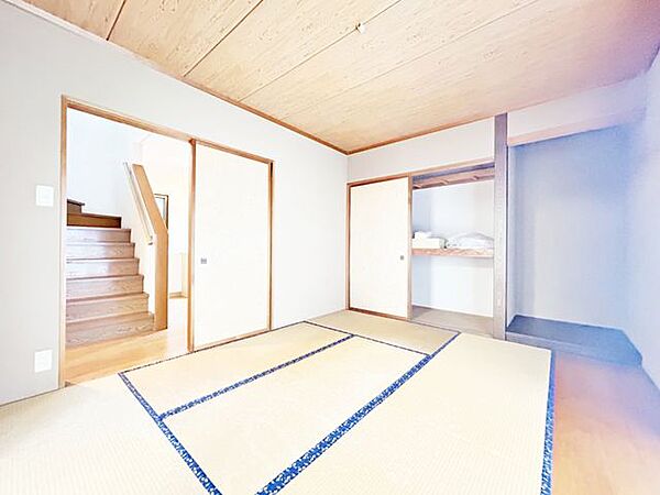 【8月23日まで期間限定現況販売】1階和室の写真です。