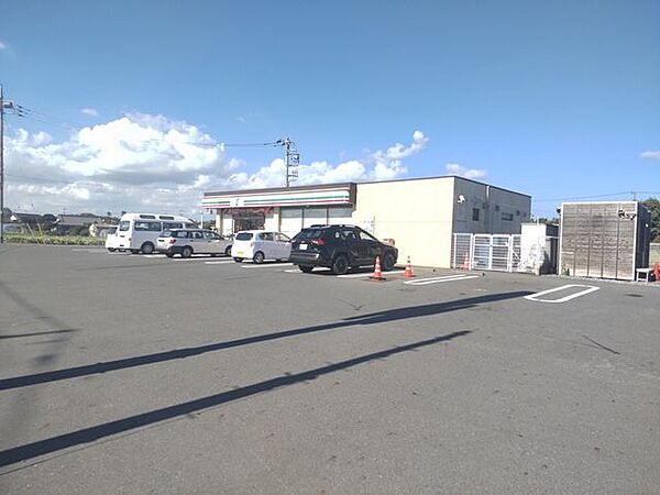 コンビニ セブンイレブンひたちなか柳沢店様まで約1000ｍ（徒歩約14分）