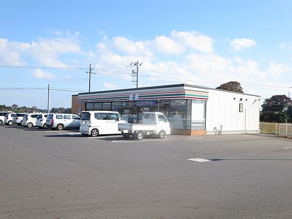 セブンイレブン 徒歩19分。 1490m
