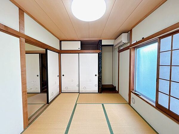 【リフォーム予定】1階駐車場側の和室写真です。畳表替えを行います。