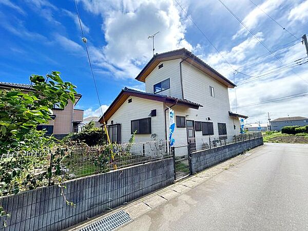 【リフォーム前】外壁屋根塗装を行います。