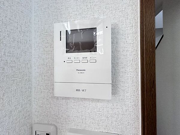 【リフォーム完成】インターフォンはモニター付きに交換致しました。