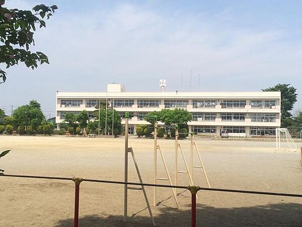 諸川小学校まで約900ｍ