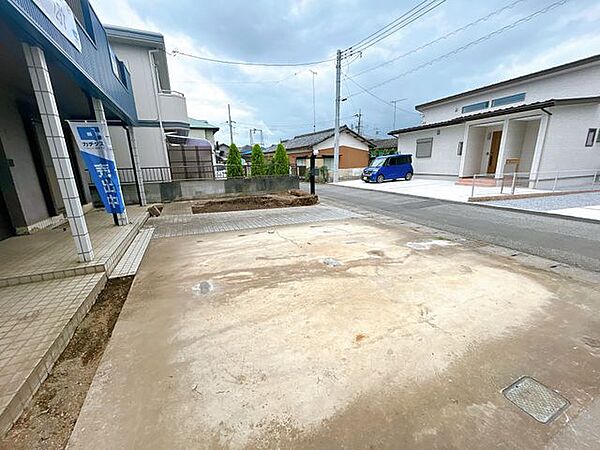 【リフォーム中8/21撮影】駐車場の写真です。カーポート撤去しました♪