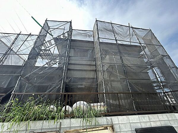 【リフォーム中7/18更新】外観。外壁、屋根はもちろんのこと雨戸・雨樋等も塗装いたします。塗装で綺麗な外観へ仕上げます。