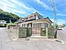 駐車場：【リフォーム中10/12更新】外観別アングル写真です。外壁塗装、屋根洗浄、駐車場拡張予定です。